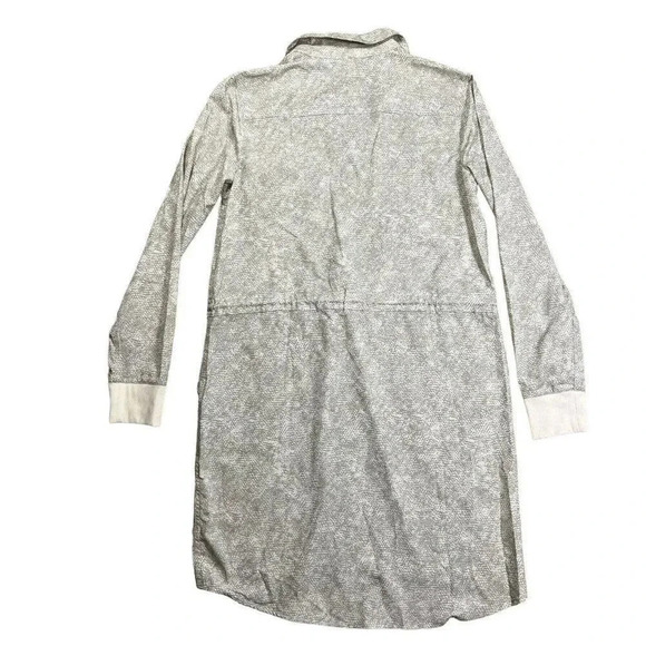 Athleta Zuma Shirt Dress Gray Snakeskin Front Pockets Long Sleeve Size XS - Picture 8 of 8